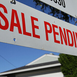 U.S. Pending Home Sales Dip in May